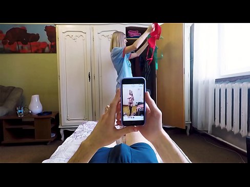 ❤️ Hermana adoptiva hizo que su hermano se corriera justo antes de que mamá llegara a casa ❤️❌ Video de sexo de calidad en es.robosexshop.ru ❌️