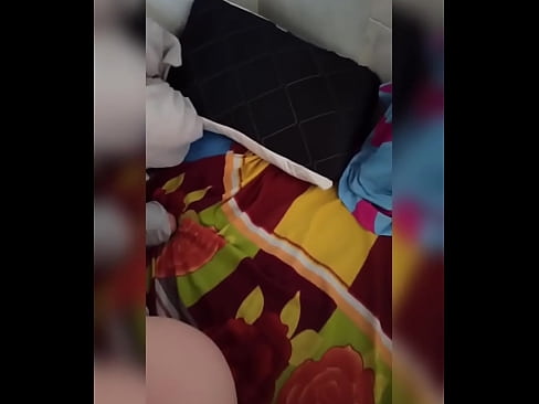 ❤️ Mi compañera de piso se queda sola en casa porque su marido se va de vacaciones y yo aprovecho para follarla y llenarle el culo de leche ❤️❌ Video de sexo de calidad en es.robosexshop.ru ❌️